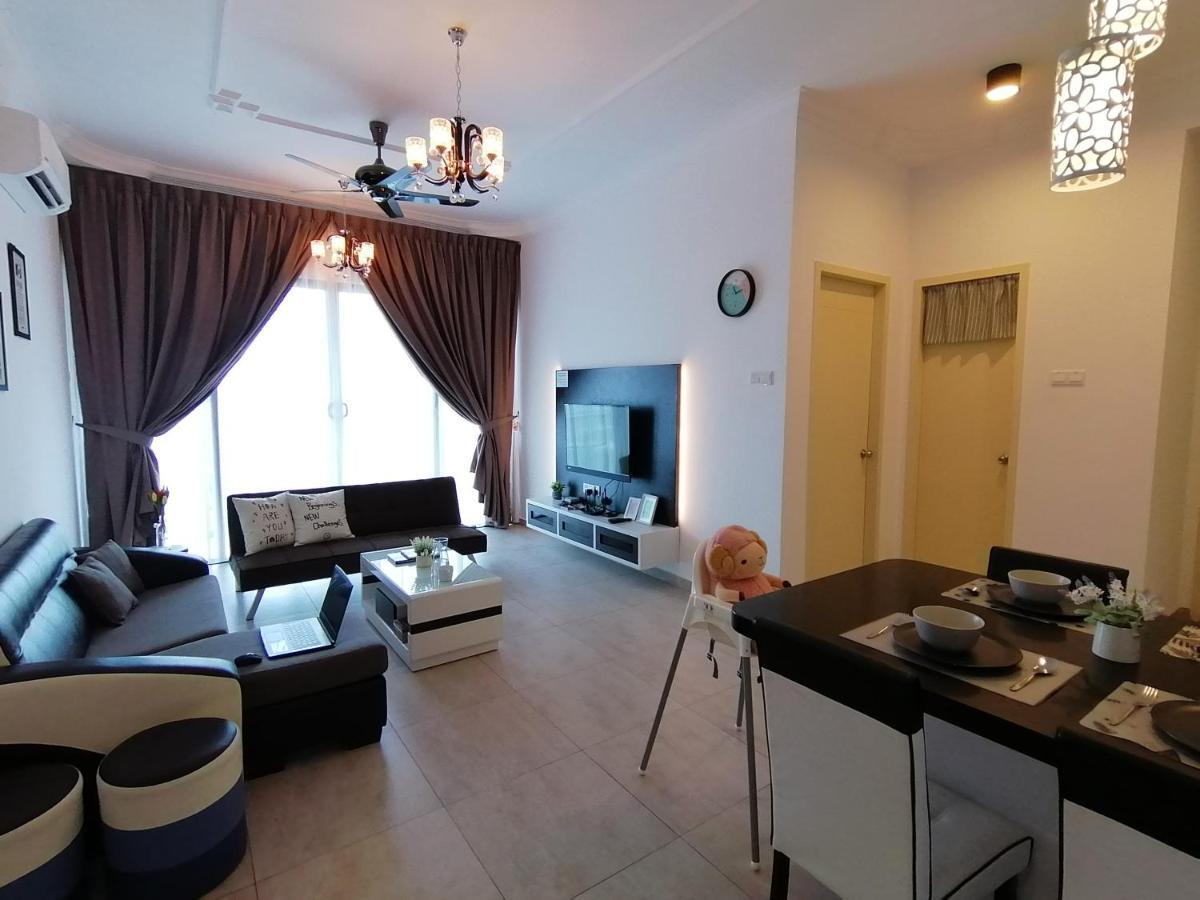 Pangsapuri 99 m² dengan 2 bilik tidur dan 2 bilik mandi peribadi di Pusat bandar Melaka Luaran gambar